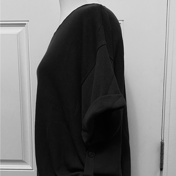 Classic Gray Women's Blouse size M. NWT - Picture 3 of 9